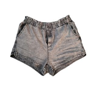 Thread & Supply Hang Loose Acid Wash Short Size L